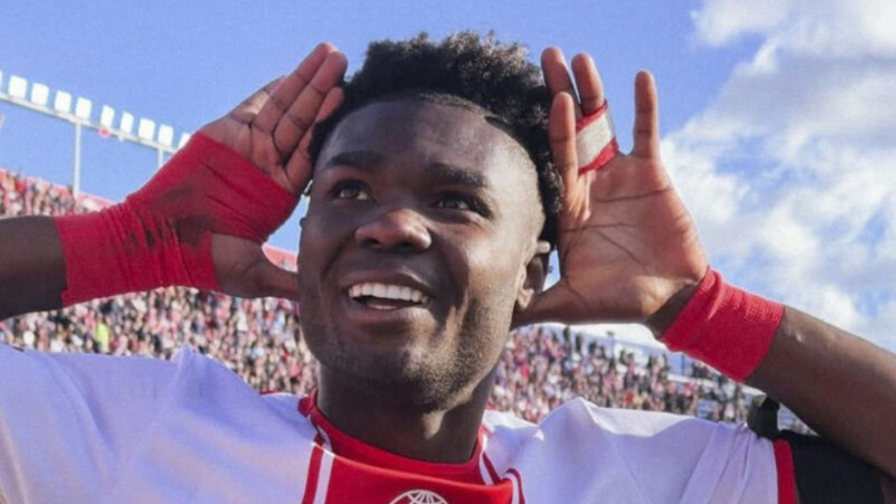 Huracán venció 2-0 a San Lorenzo en el clásico y rompió una racha adversa de 25 años en el Nuevo Gasómetro
