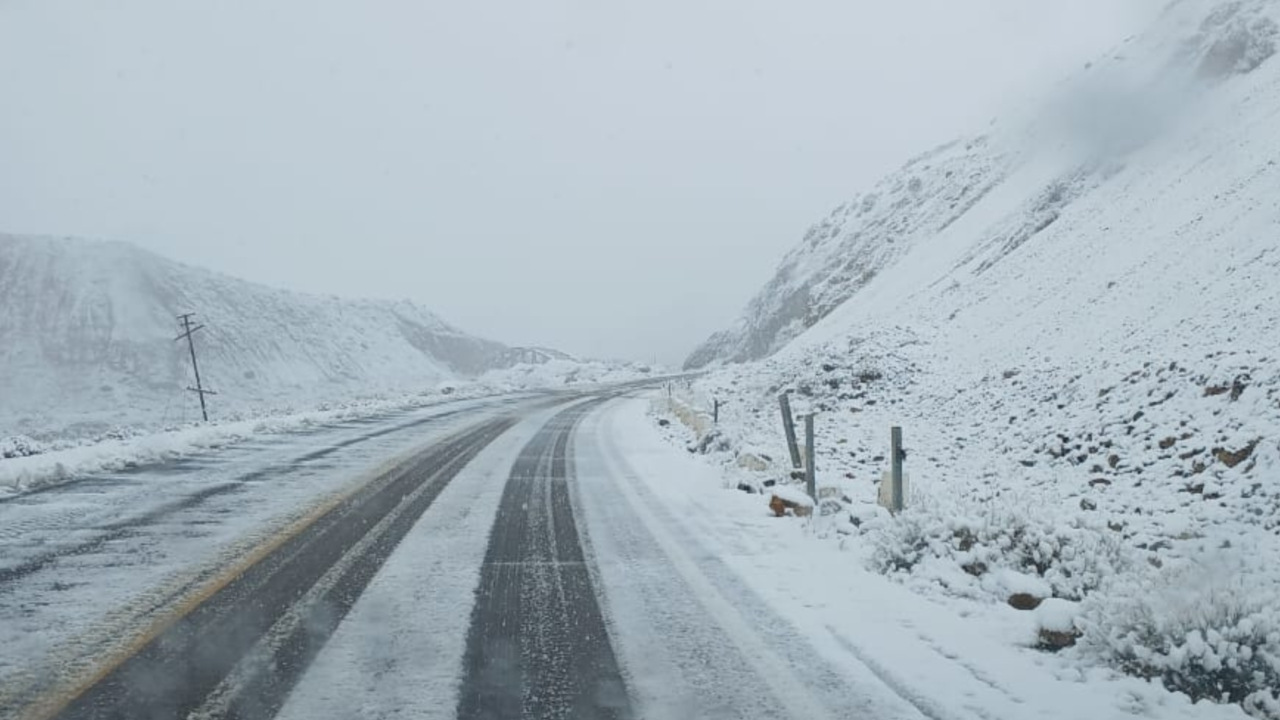Temporal en la cordillera: el SMN emitió una alerta amarilla por nevadas en seis provincias