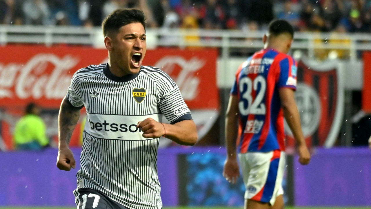 Bajo un diluvio, Boca le ganó bien a San Lorenzo en el Bajo Flores y se afirma en las tablas