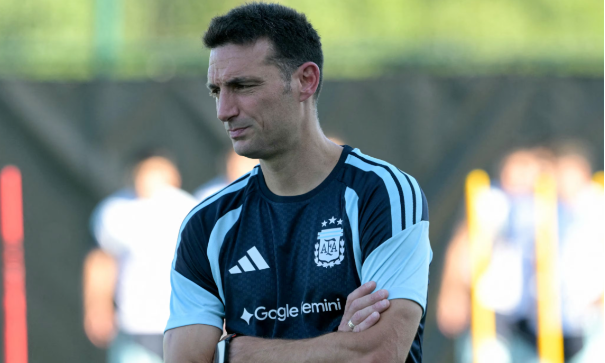 Ya sin Messi, Scaloni prepara la lista para los próximos amistosos de la Selección Argentina
