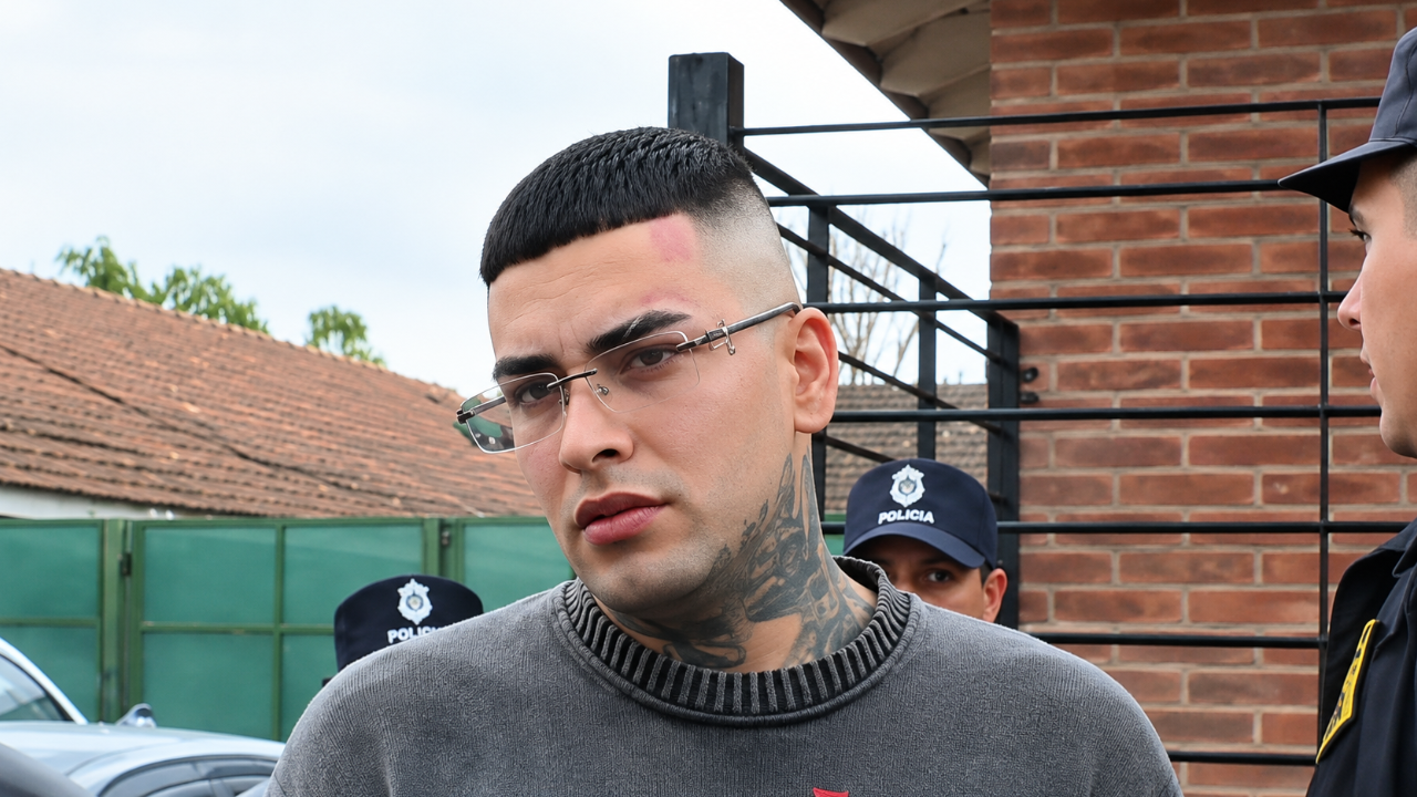 Callejero Fino quedó en prisión domiciliaria tras pasar un mes detenido