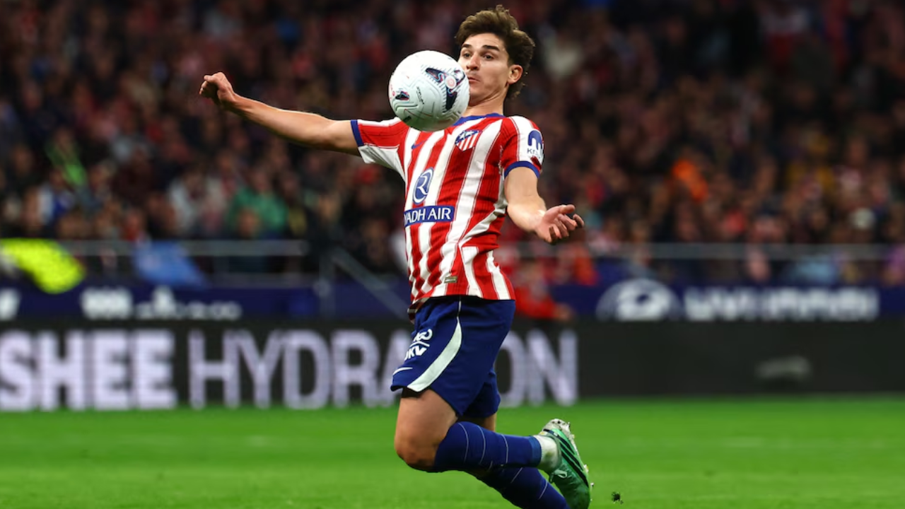 Julián Álvarez se disculpó con el hincha del Atlético: “Entiendo a  la gente, yo me hubiera enojado”