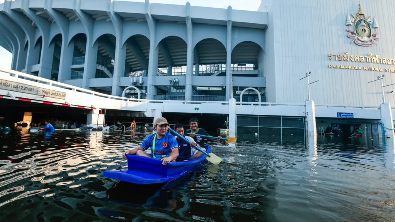 Bangkok, bajo el agua: 23 muertos y miles de evacuados por las peores lluvias en años
