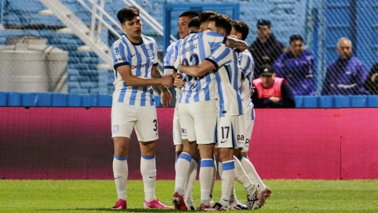 Racing le ganó a Estudiantes de Río Cuarto y salió del fondo de la tabla