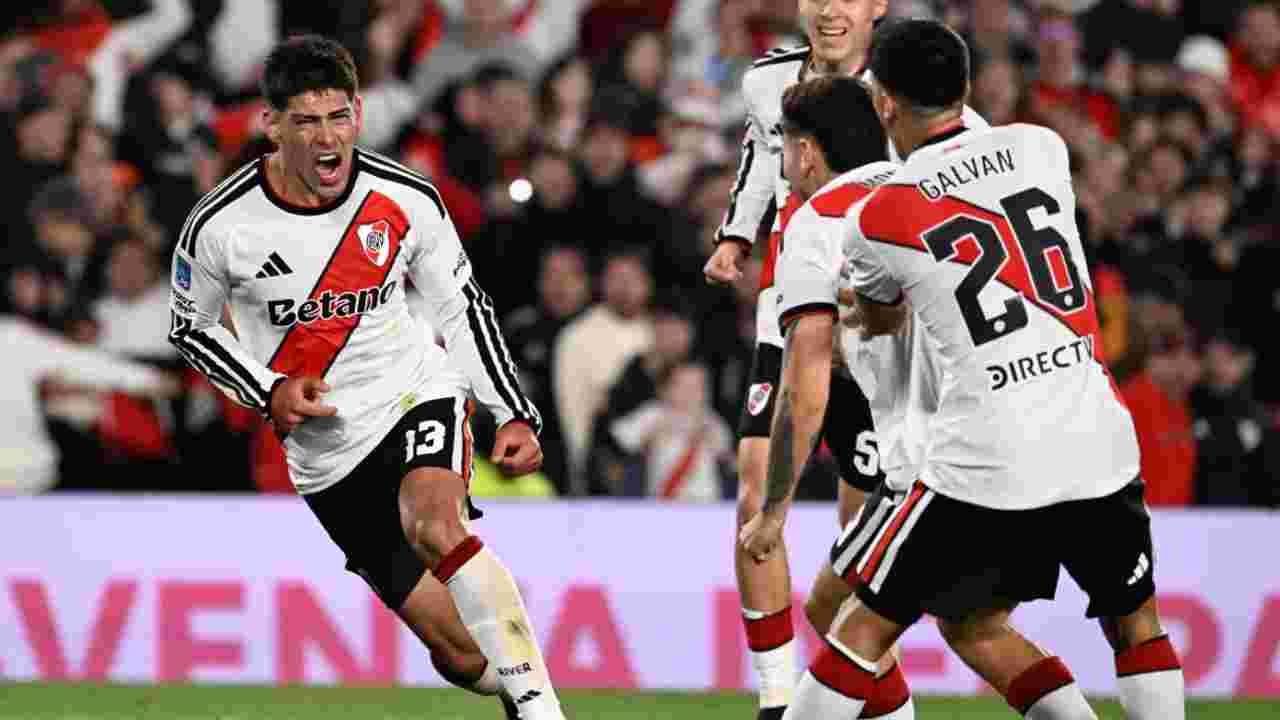 River venció a Racing y llega envalentonado al Superclásico en la Bombonera